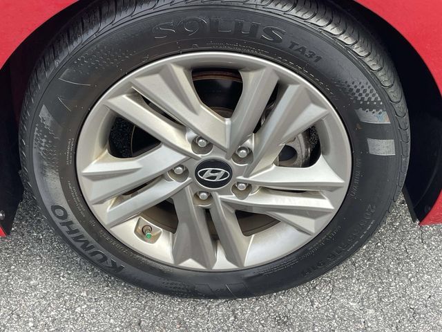 Used 2019 Hyundai Elantra Value Edition FWD image 8