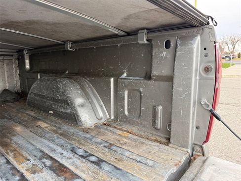 Used 2003 Chevrolet Silverado 2500 LT image 44