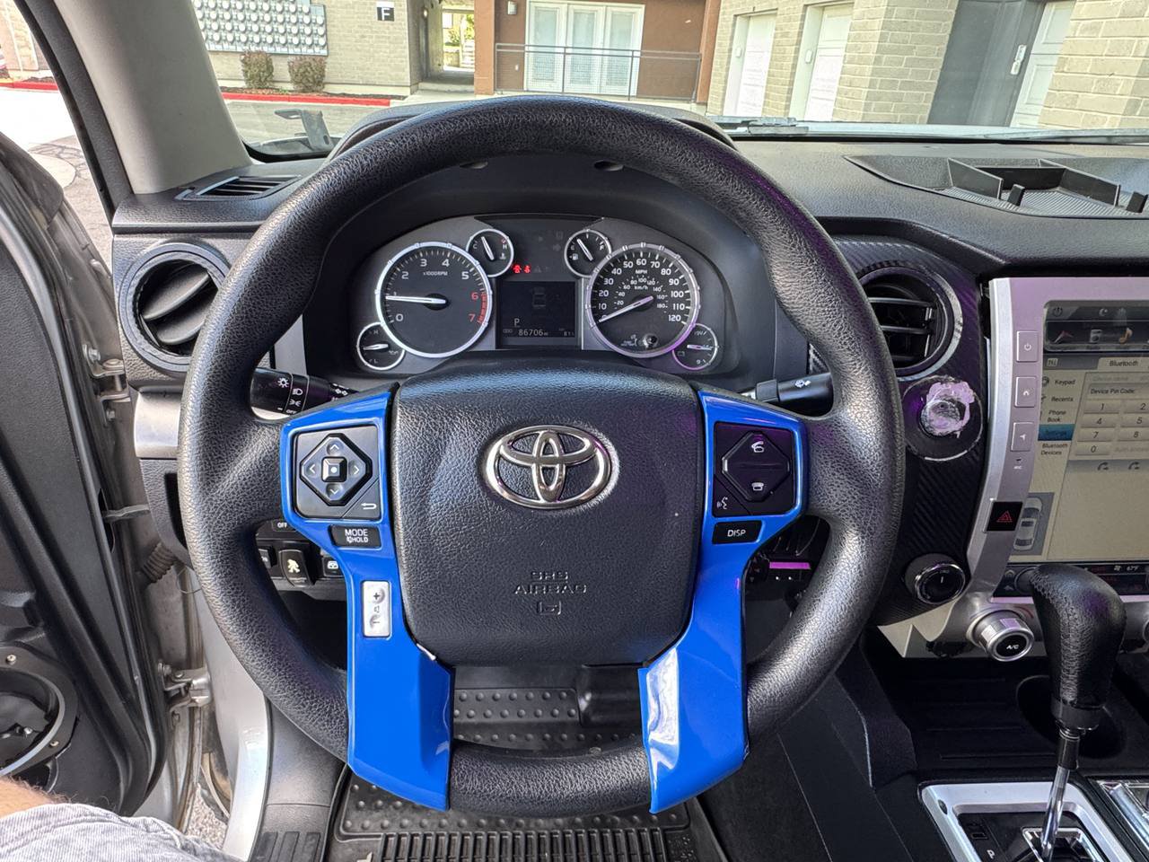 Used 2017 Toyota Tundra SR5 w/ SR5 Upgrade Package AWD/4WD image 18