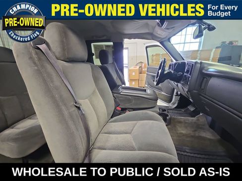 Used 2004 Chevrolet Silverado 1500 LS RWD image 29