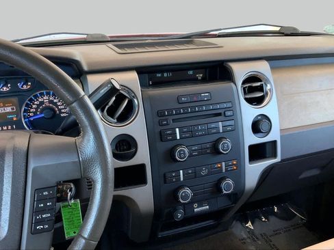 Used 2011 Ford F150 XLT w/ XLT Chrome Pkg RWD image 6