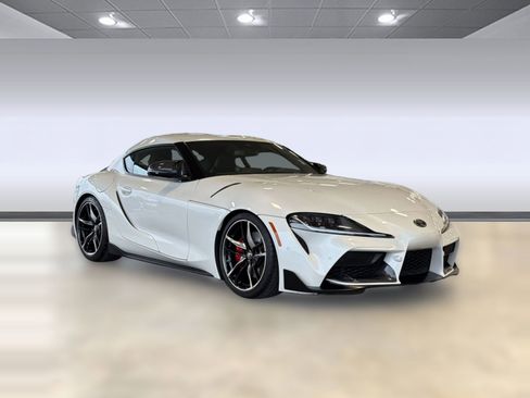 Used 2020 Toyota Supra Premium w/ Driver Assist Package RWD image 7