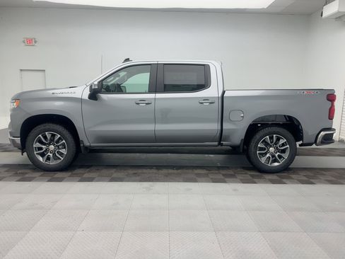 New 2026 Chevrolet Silverado 1500 LT image 2