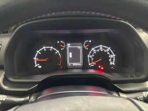 Used 2023 Toyota 4Runner SR5 Premium w/ Moonroof Package RWD image 28