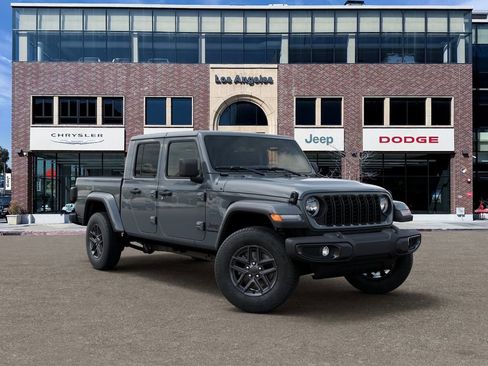 New 2026 Jeep Gladiator Sport AWD/4WD image 5