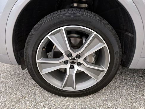 Used 2025 Audi Q5 2.0T Premium image 9