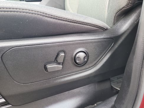Used 2022 RAM 1500 Big Horn AWD/4WD image 19
