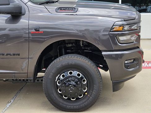 New 2026 RAM 3500 Big Horn AWD/4WD image 6