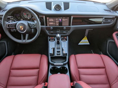 New 2026 Porsche Macan S image 22