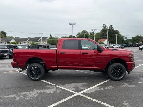 New 2026 RAM 2500 Big Horn AWD/4WD image 8