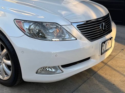 Used 2007 Lexus LS 460 L RWD image 32