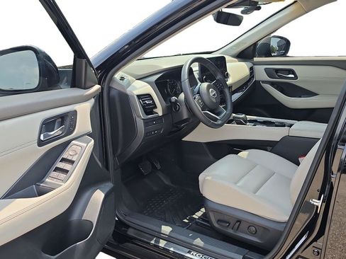 Certified 2023 Nissan Rogue SL w/ SL Premium Package AWD/4WD image 10
