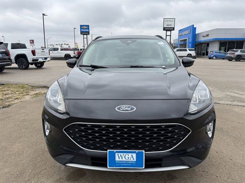 Used 2020 Ford Escape SEL image 2