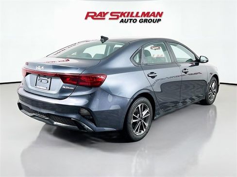 Used 2023 Kia Forte LXS w/ LXS Technology Package image 7