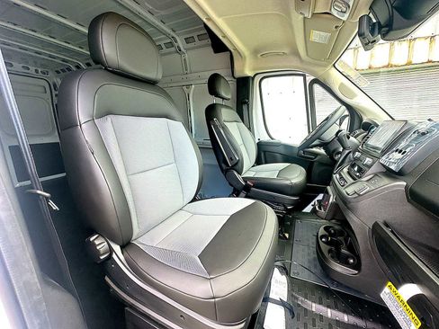 New 2026 RAM ProMaster 2500 image 23