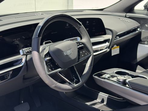 New 2025 Cadillac Lyriq Sport image 14