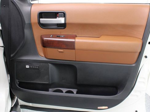 Used 2012 Toyota Sequoia Platinum AWD/4WD image 53