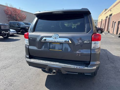 Used 2010 Toyota 4Runner SR5 image 11