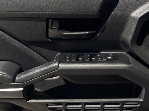 Used 2024 Toyota Tacoma SR5 image 22