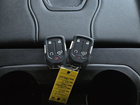 Used 2019 Chevrolet Silverado 1500 RST w/ All-Star Edition image 31