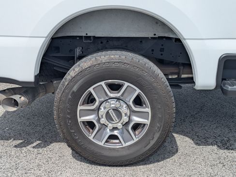 Used 2024 Ford F250 Lariat AWD/4WD image 11
