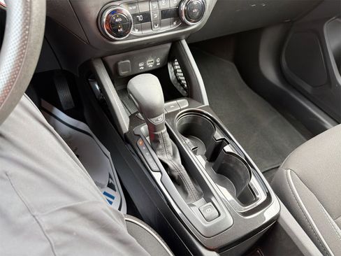 Used 2022 Chevrolet TrailBlazer LT w/ Convenience Package image 15