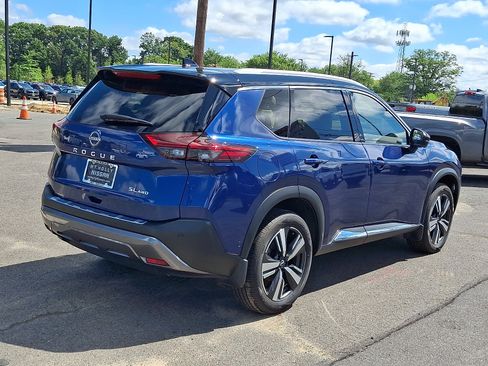 Certified 2023 Nissan Rogue SL w/ SL Premium Package AWD/4WD image 7