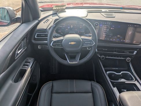 New 2026 Chevrolet Traverse High Country image 18