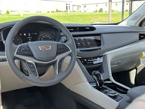 New 2026 Cadillac XT5 Premium Luxury w/ Driver Assist Package image 19