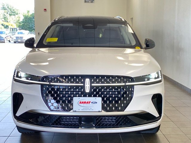 New 2026 Lincoln Nautilus Reserve AWD/4WD image 3