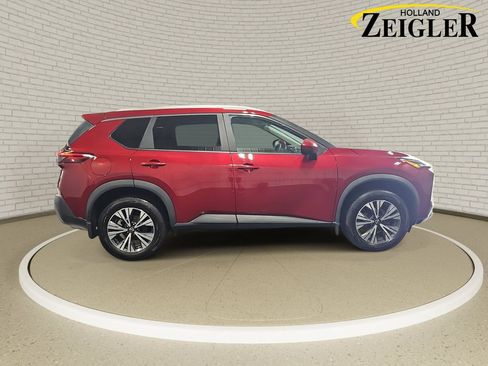 Used 2023 Nissan Rogue SV w/ SV Premium B Package AWD/4WD image 4