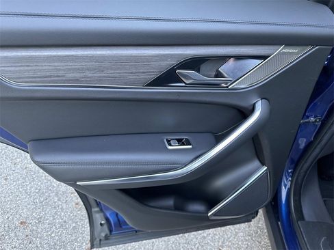 Used 2022 Jaguar F-PACE S image 11