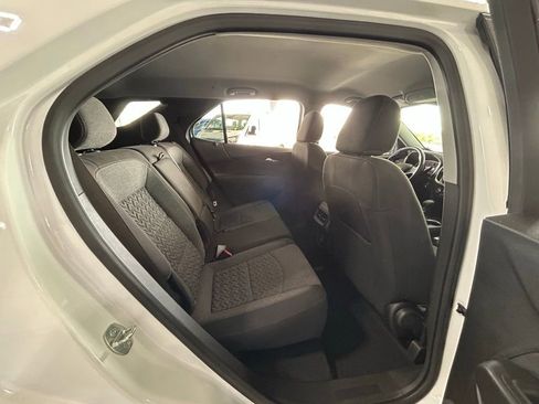 Used 2022 Chevrolet Equinox LT image 39