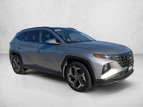 Used 2023 Hyundai Tucson Limited image 3