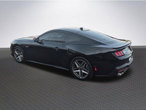 Used 2025 Ford Mustang GT image 5