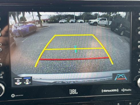 Used 2022 Toyota Highlander Limited image 26