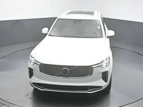 New 2026 Volvo XC90 T8 Plus w/ Protection Package Premier AWD/4WD image 44