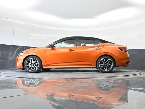 Used 2024 Nissan Sentra SR w/ SR Premium Package FWD image 62