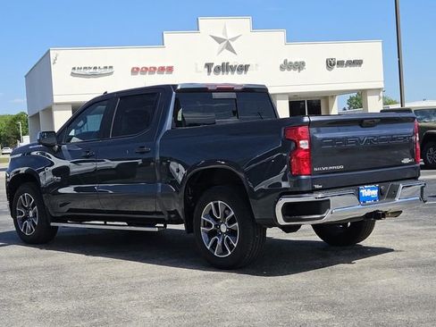 Used 2020 Chevrolet Silverado 1500 LT w/ Texas Edition image 9