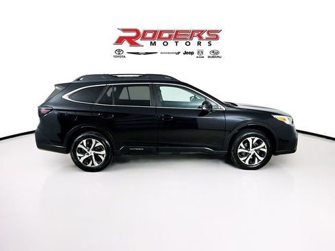 Used 2022 Subaru Outback Limited image 9