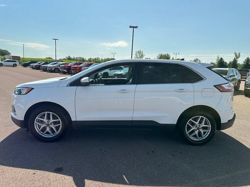 Used 2024 Ford Edge SEL AWD/4WD image 37