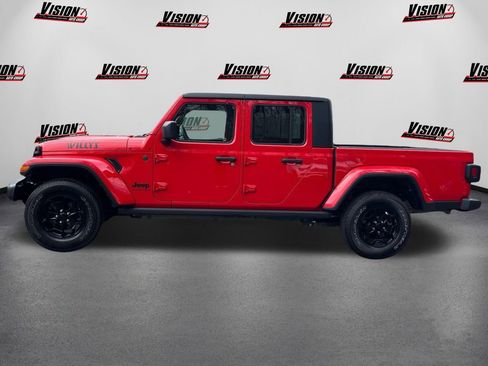 Used 2023 Jeep Gladiator Sport AWD/4WD image 8