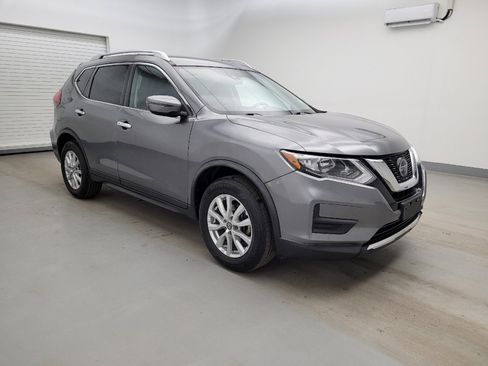 Used 2020 Nissan Rogue SV image 11