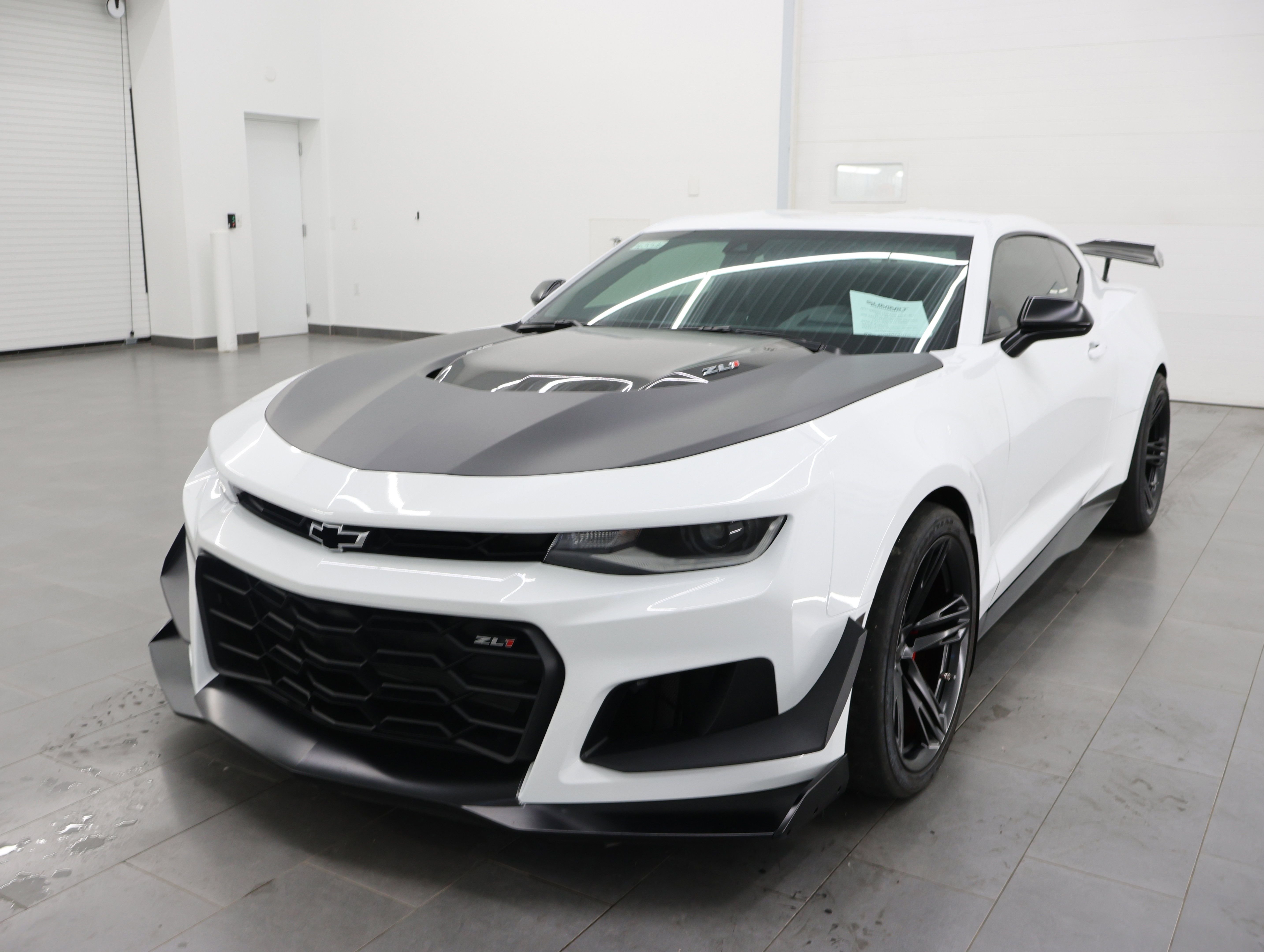 Used 2023 Chevrolet Camaro ZL1 RWD image 7