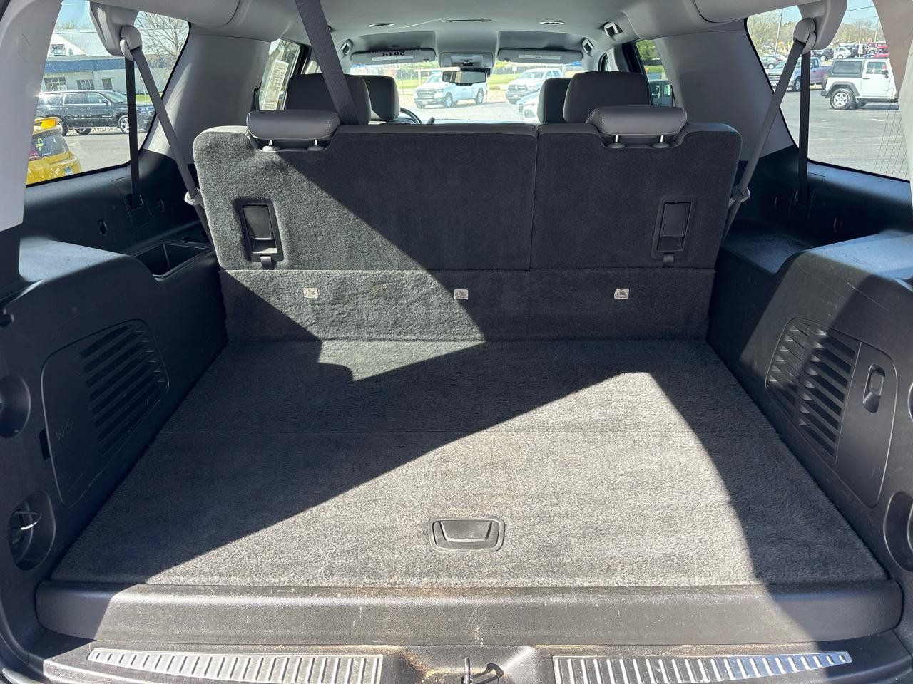 Used 2019 Chevrolet Suburban LT AWD/4WD image 27