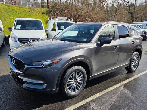 Used 2017 MAZDA CX-5 Touring w/ Preferred Equipment Package image 3