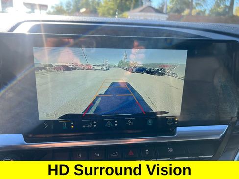 Used 2024 Chevrolet Silverado 2500 LTZ w/ LTZ Convenience Package image 20