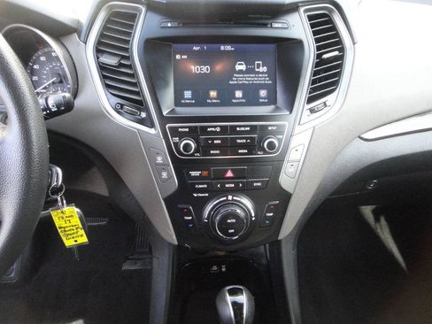 Used 2017 Hyundai Santa Fe Sport AWD/4WD image 8