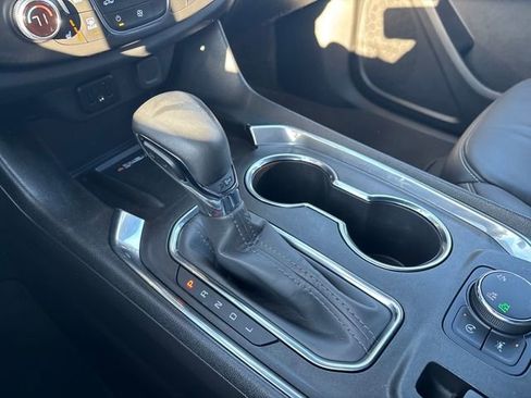 Certified 2023 Chevrolet Traverse LT image 21