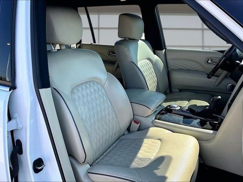 Used 2021 INFINITI QX80 Sensory w/ Cargo Package AWD/4WD image 7